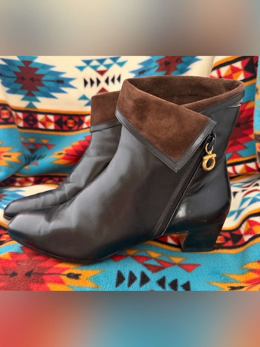 SALVATORE FERRAGAMO Ladies Brown Leather Boots Vintage Excellent Condition HTF
